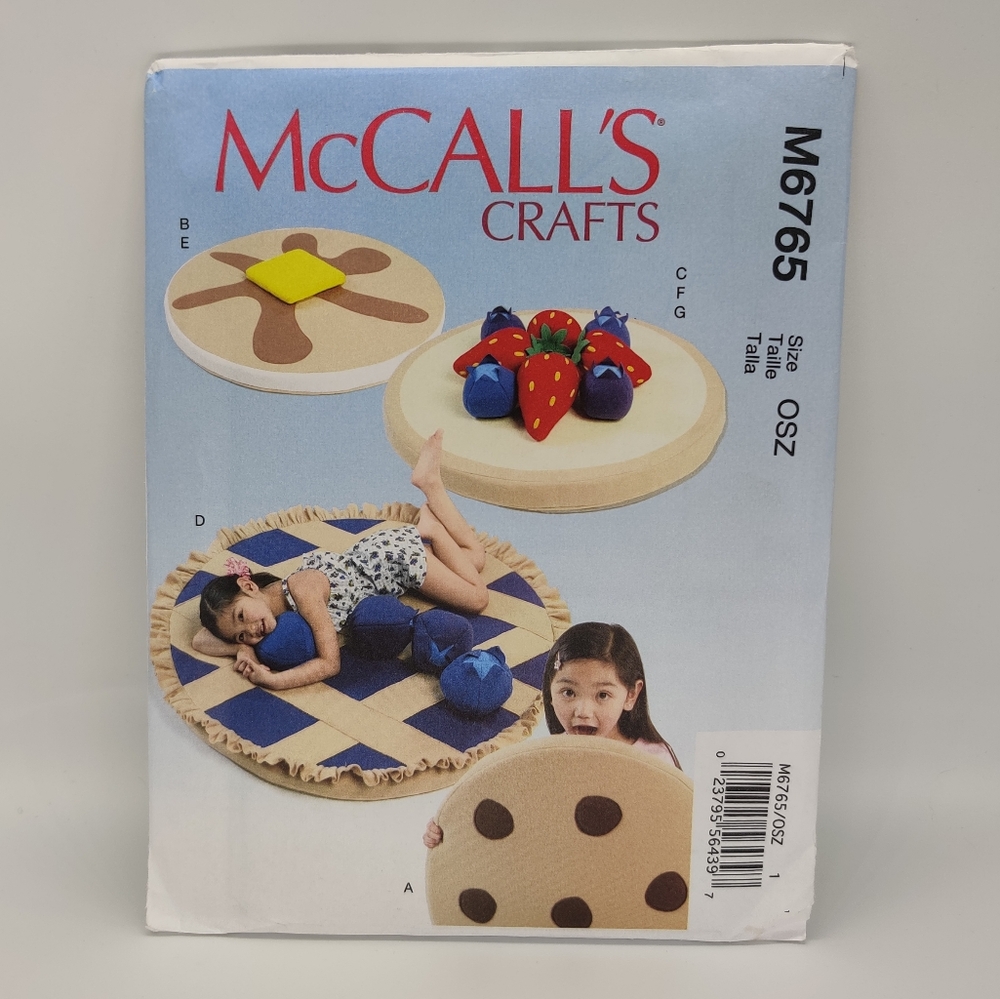 Cookie, Pie, Pancake, Large Decorative Pillows & Floor Mats Pattern..New & Uncut